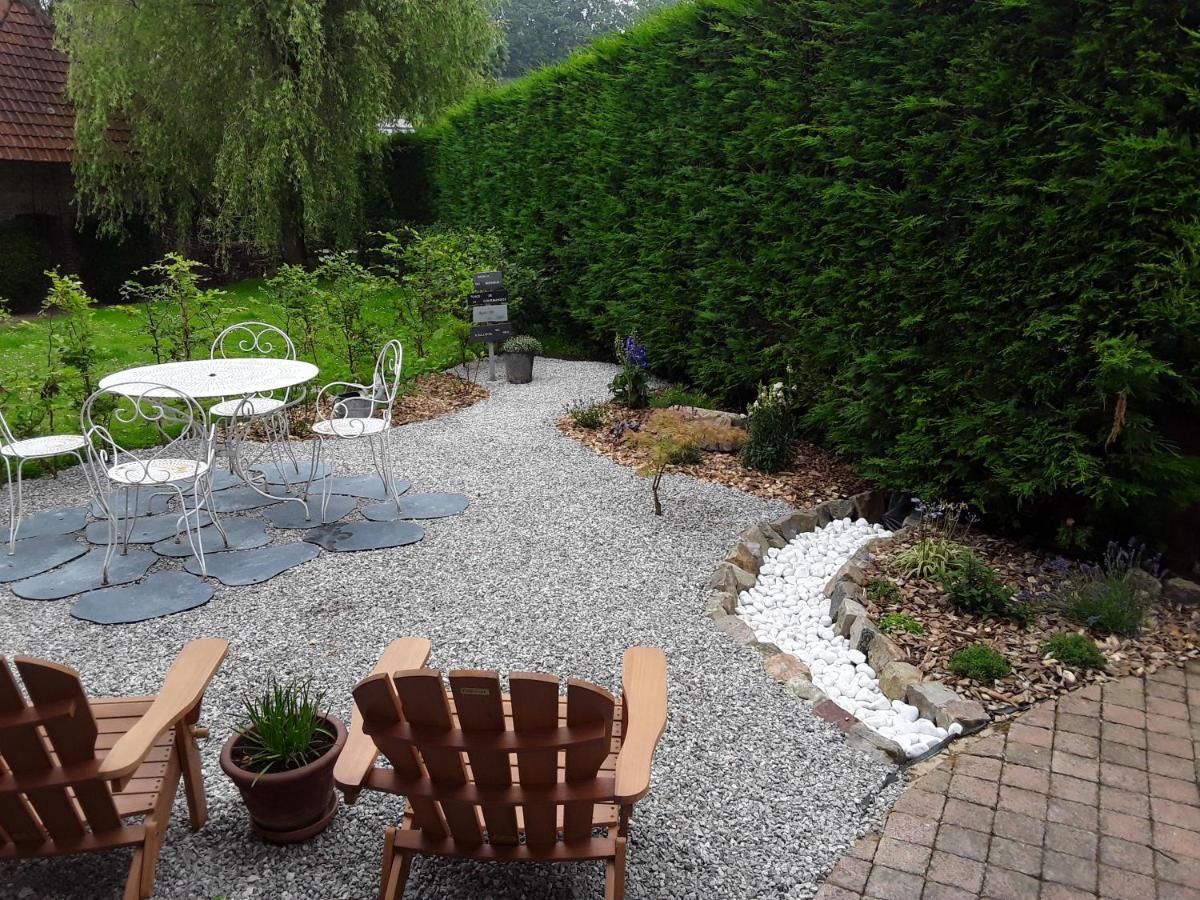 Au Moulin De Valerie Bed & Breakfast Frencq Bagian luar foto